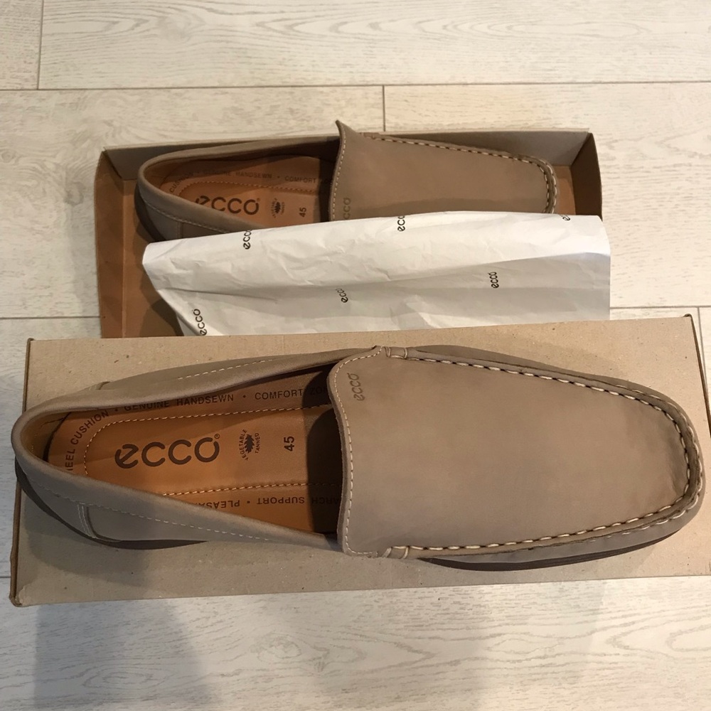 New in Box. Ecco Suede Loafers. Size EU45